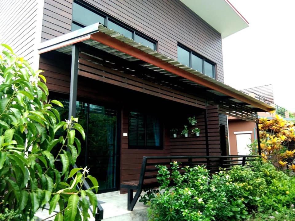 Baansuanklaiklungbangkrachao บ้านสวนใกล้กรุงบางกะเจ้า Phra Pradaeng Eksteriør bilde